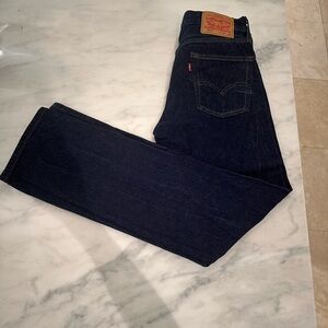 Levi’s 513 Dark Denim Jeans 30/32